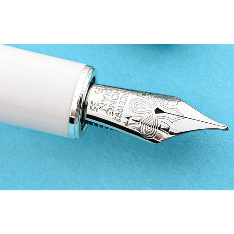 HONGDIAN N8 Bright Silver Fountain Pen Nib Close Up
