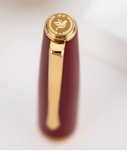 HONGDIAN 927 Red Fountain Pen with Detailed Close Up Cap