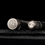 HONGDIAN D5S Black Fountain Pen with Close Up View of Cap Top and Barrel Bottom with Black Design Background 