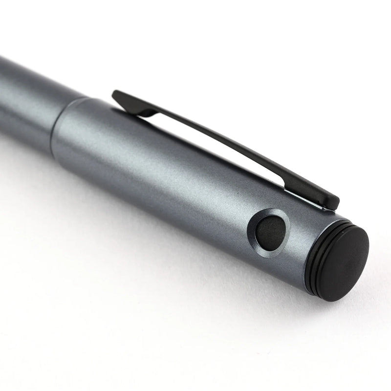 PILOT, Fountain Pen - Explorer Metallic | Medium - GREY.