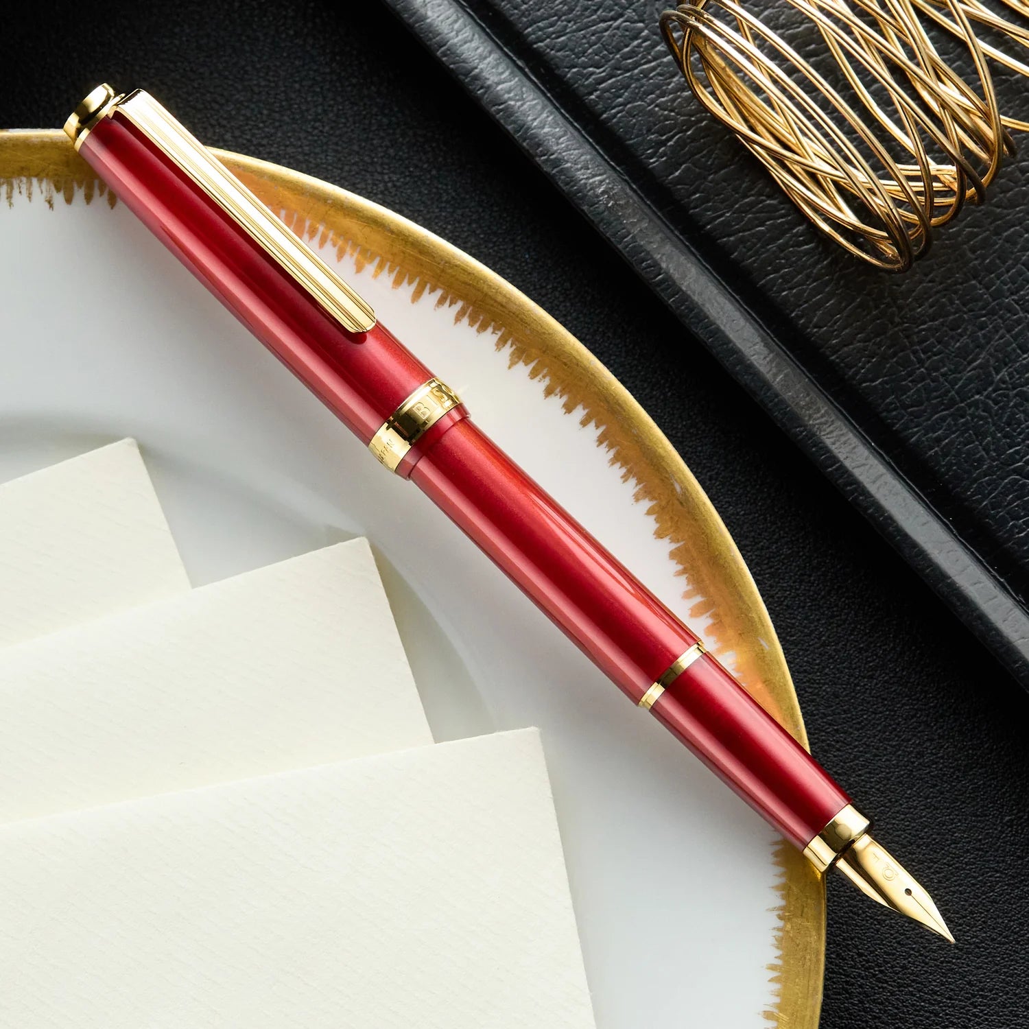 PLATINUM, Fountain Pen - Limited Edition | BISO | Flame Red.