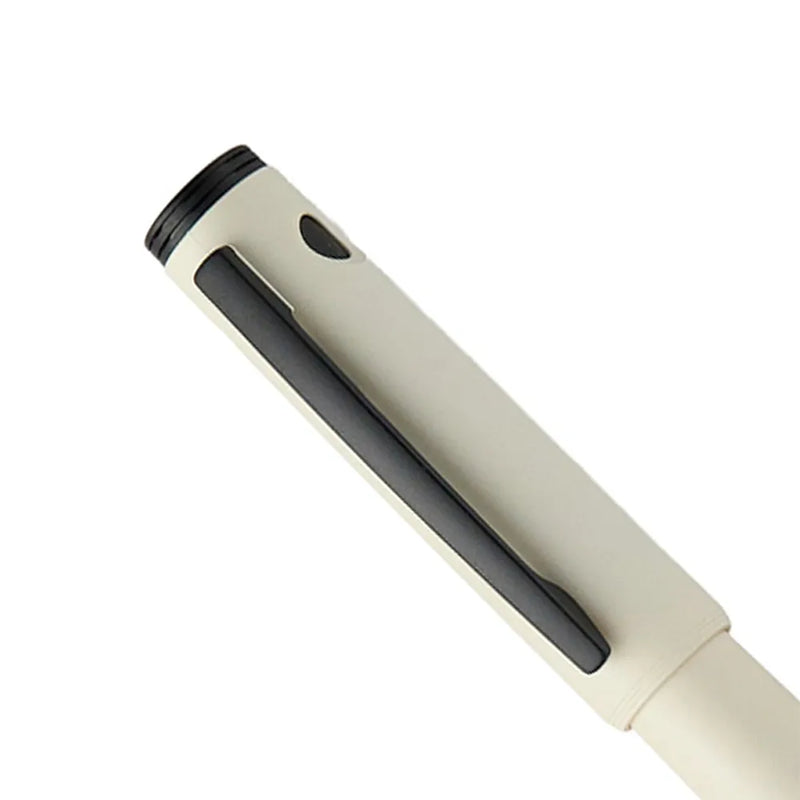 PILOT, Fountain Pen - Explorer Metallic | Off White | Medium.