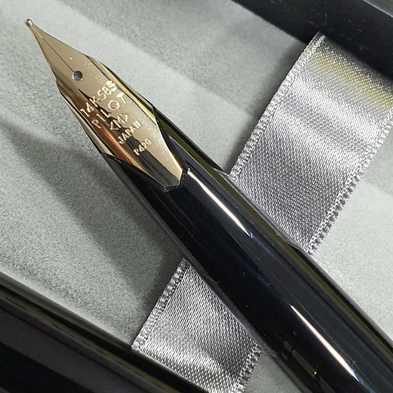 PILOT, Fountain Pen - ELITE 95S BLACK GT 14K.