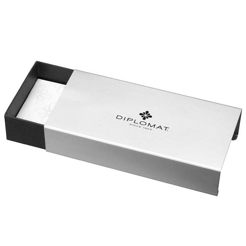 DIPLOMAT, Fountain Pen - ESTEEM MATT CHROME.