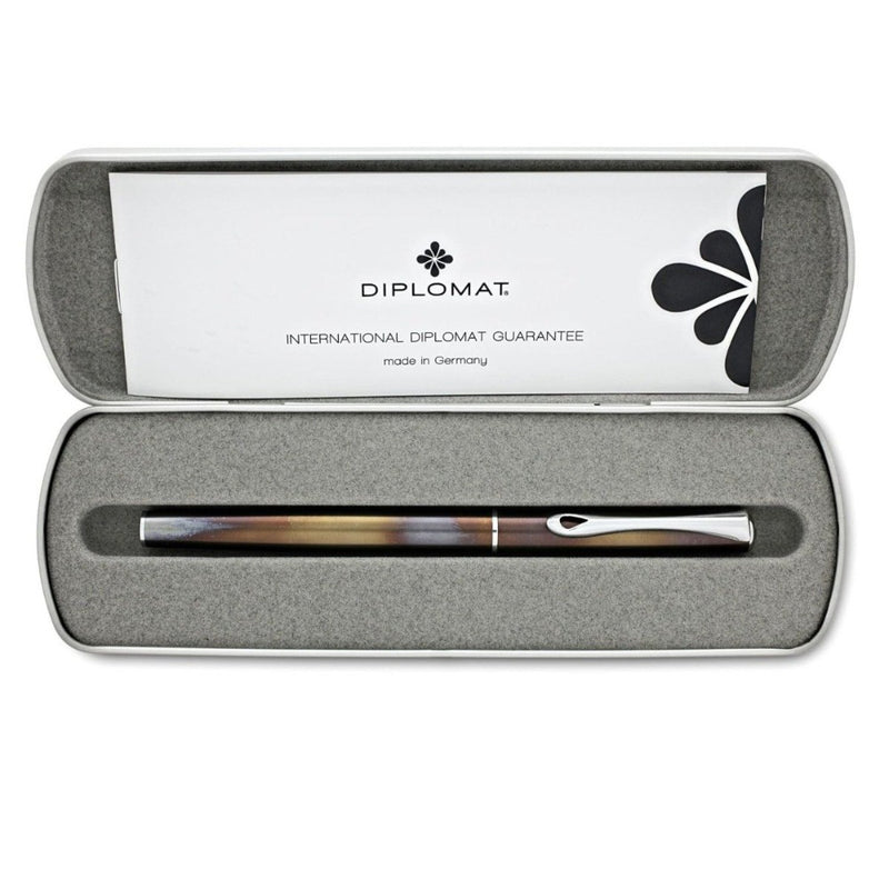 DIPLOMAT, Fountain Pen - TRAVELLER FLAME 11 