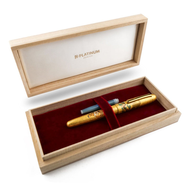 PLATINUM, Fountain Pen - #3776 CENTURY Kanazawa Gold Leaf & Matsu Tora.
