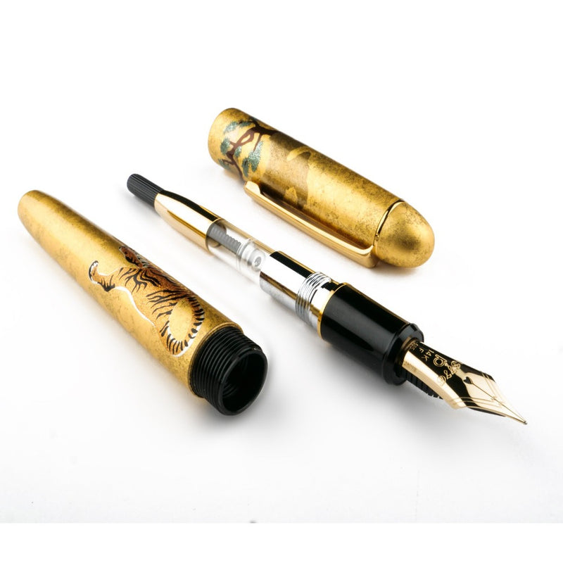 PLATINUM, Fountain Pen - #3776 CENTURY Kanazawa Gold Leaf & Matsu Tora.