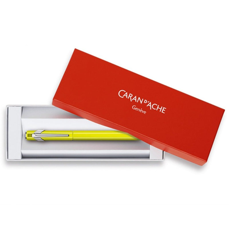 CARAN d'ACHE, Fountain Pen - 849 PLUME FLUO LINE YELLOW 5