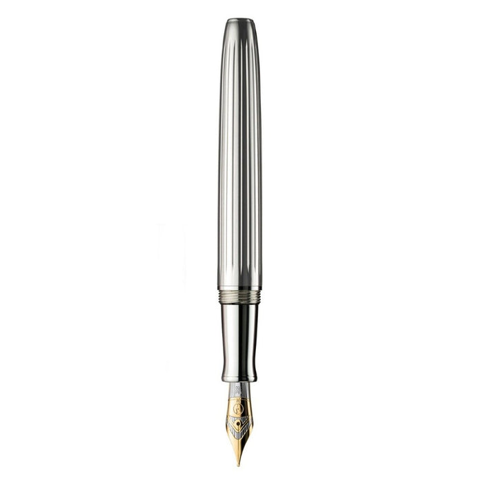 OTTO HUTT, Fountain Pen - DESIGN 07 Sterling Silver 1