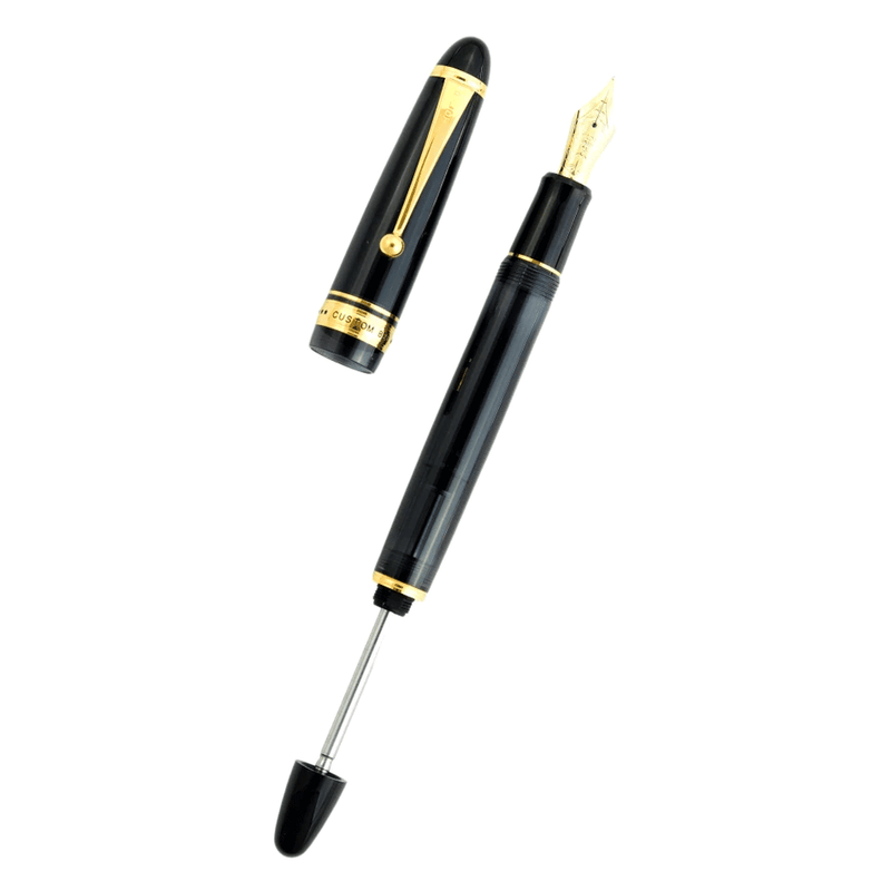 PILOT, Fountain Pen - CUSTOM 823 BLACK 14K.