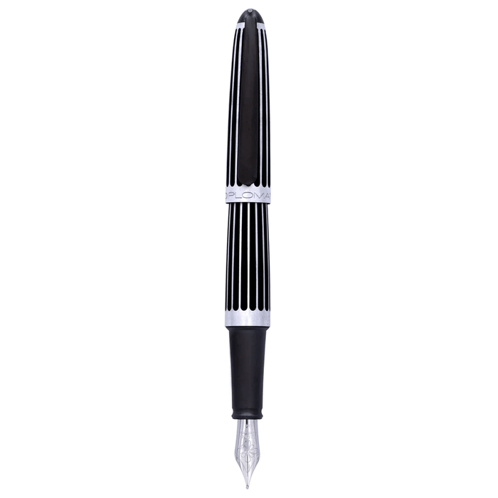 DIPLOMAT, Fountain Pen - AERO Stripes BLACK.