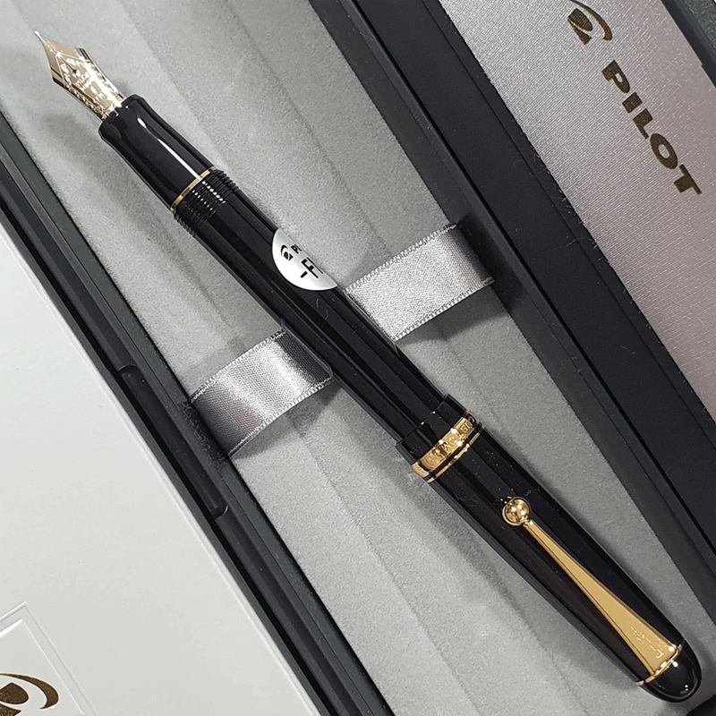 PILOT, Fountain Pen - CUSTOM 74 BLACK 14K.