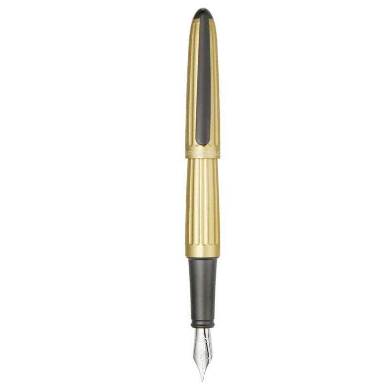 DIPLOMAT, Fountain Pen - AERO CHAMPAGNE.