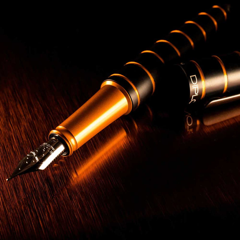 DIPLOMAT, Fountain Pen - ELOX BLACK/ORANGE.