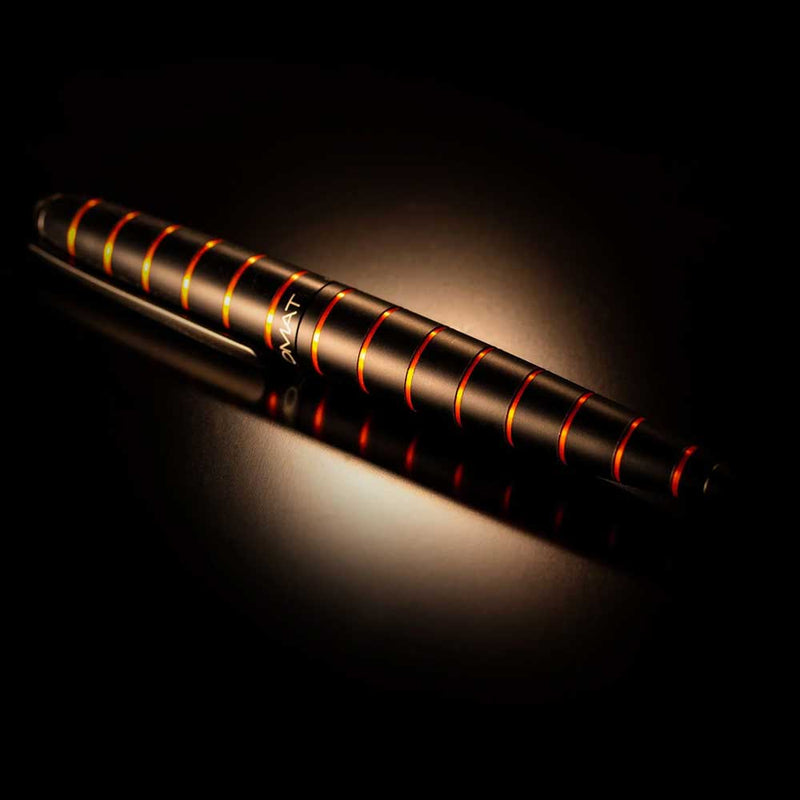 DIPLOMAT, Fountain Pen - ELOX BLACK/ORANGE.