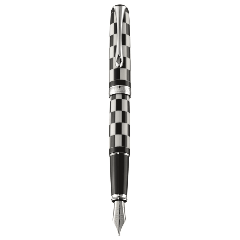 DIPLOMAT, Fountain Pen - Excellence A+ Rome BLACK WHITE.