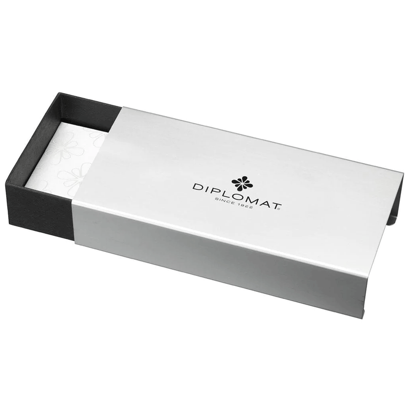 DIPLOMAT, Fountain Pen - Excellence A+ Rome BLACK WHITE.