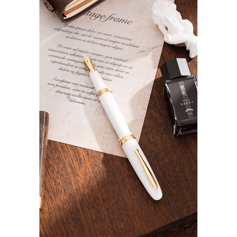 HONGDIAN 1841 White Fountain Pen with Posted Cap with Paper on Background
