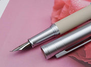 HONGDIAN 1850 WHITE Fountain Pen Cap and Nib Display 