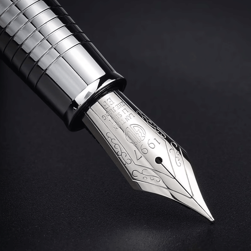 HONGDIAN 6016 BROWN Fountain Pen Nib Close Up

