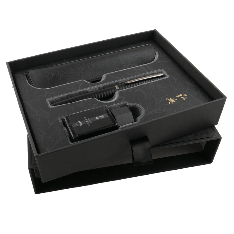 HONGDIAN A3 Meteor Series BLACK Fountain Pen Displayed in Open Gift Box with Diffrent Angle