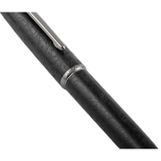 HONGDIAN A3 Taoyuan Wonderland Series BLACK Fountain Pen Cap and Barrel Close Up View