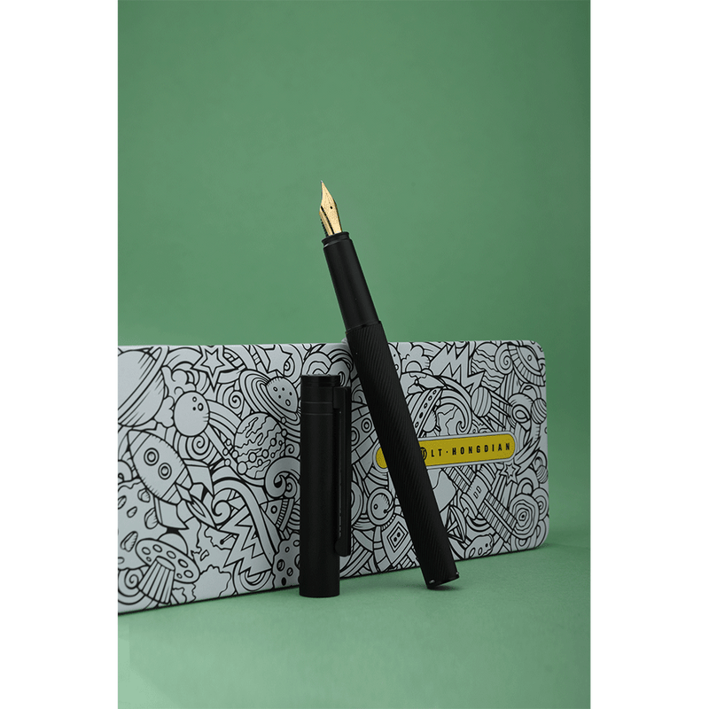 HONGDIAN H2 Black Fountain Pen Open Cap Display and Cap Beside Pen with Support of White Design Part and Light Green Background

