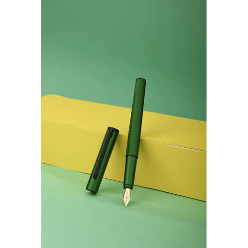 HONGDIAN H2 Green Fountain Pen Open Cap Display and Cap Beside Pen with Green Background and Pen Support with Paper Yellow Box 
