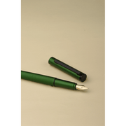 HONGDIAN H2 Green Fountain Pen with Open Cap Display and Cap Beside Pen
