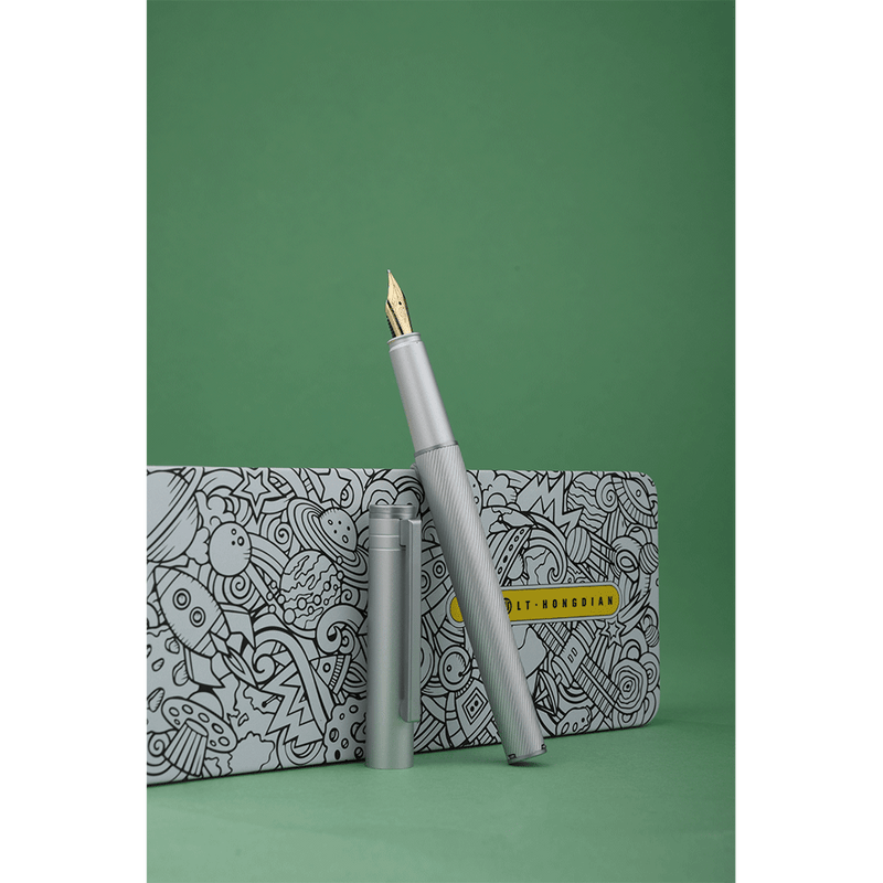HONGDIAN H2 Green Fountain Pen Open Cap Display and Cap Beside Support with White Design with Green Background 