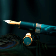 HONGDIAN N7 Piston Series Dark Green Fountain Pen Cap and Detail Nib View 
