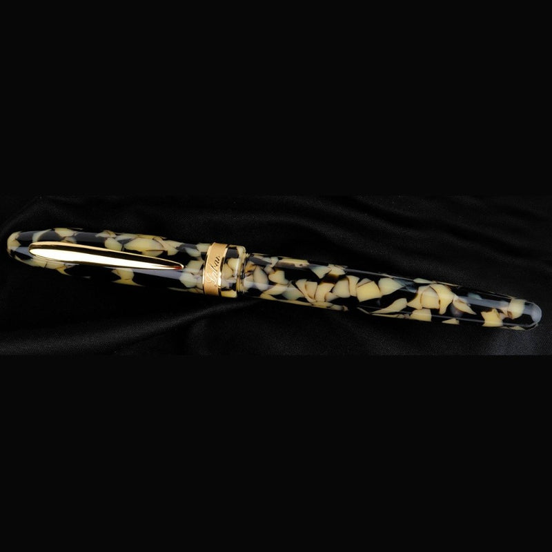 LABAN, Fountain Pen - TAROKO DARK FOREST