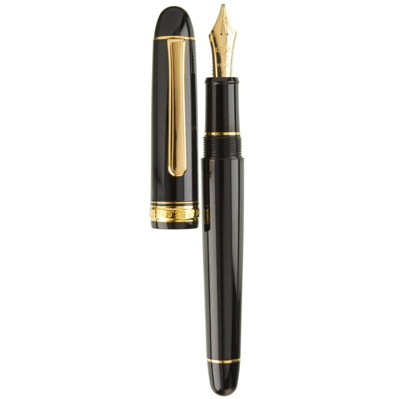 PLATINUM, Fountain Pen - #3776 CENTURY gold trim BLACK in BLACK.