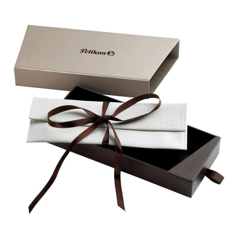 PELIKAN, Fountain Pen - SOUVERAN M400 14K WHITE TORTOISESHELL.