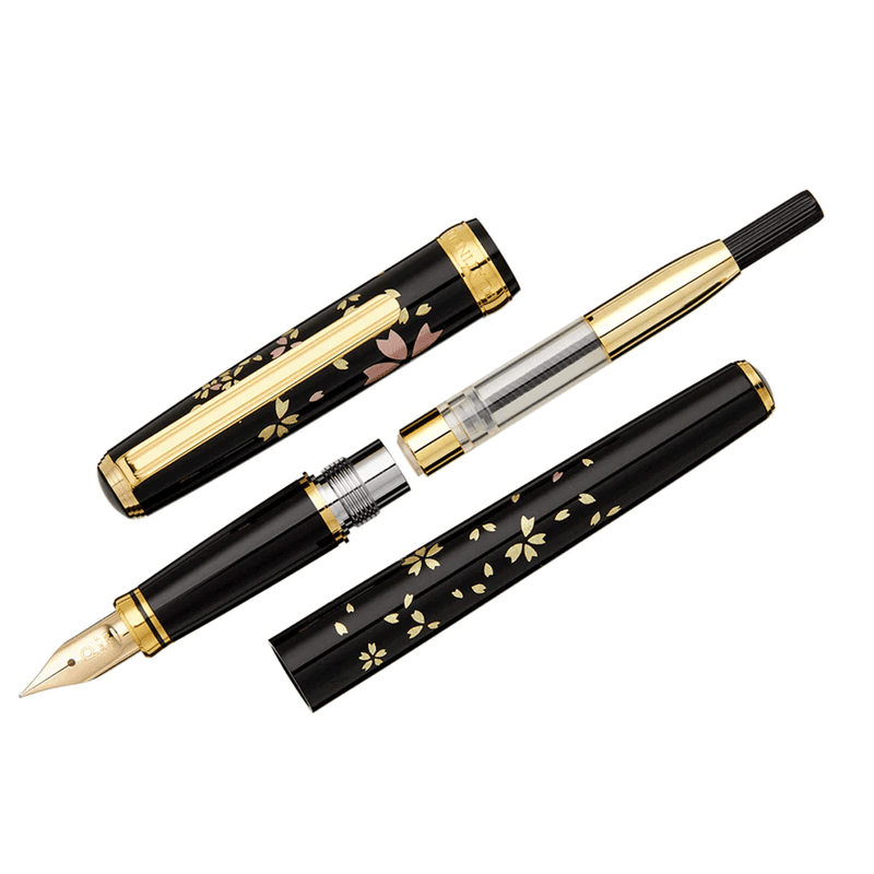 PLATINUM, Fountain Pen - VICOH KANAZAWA Gold Leaf SWIRLING PETALS of CHERRY BLOSSOM (18K).
