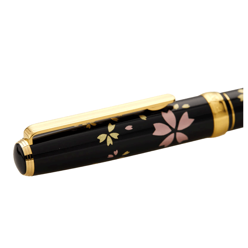 PLATINUM, Fountain Pen - VICOH KANAZAWA Gold Leaf SWIRLING PETALS of CHERRY BLOSSOM (18K).
