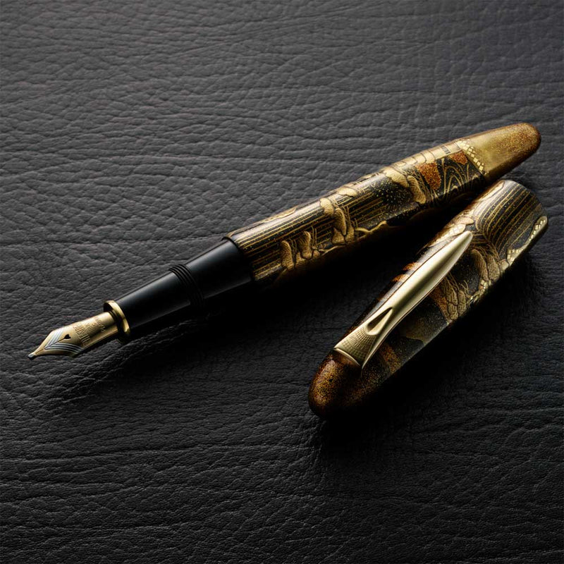 PLATINUM, Fountain Pen - IZUMO "KAGA" MAKI-E TAKISANSUI.