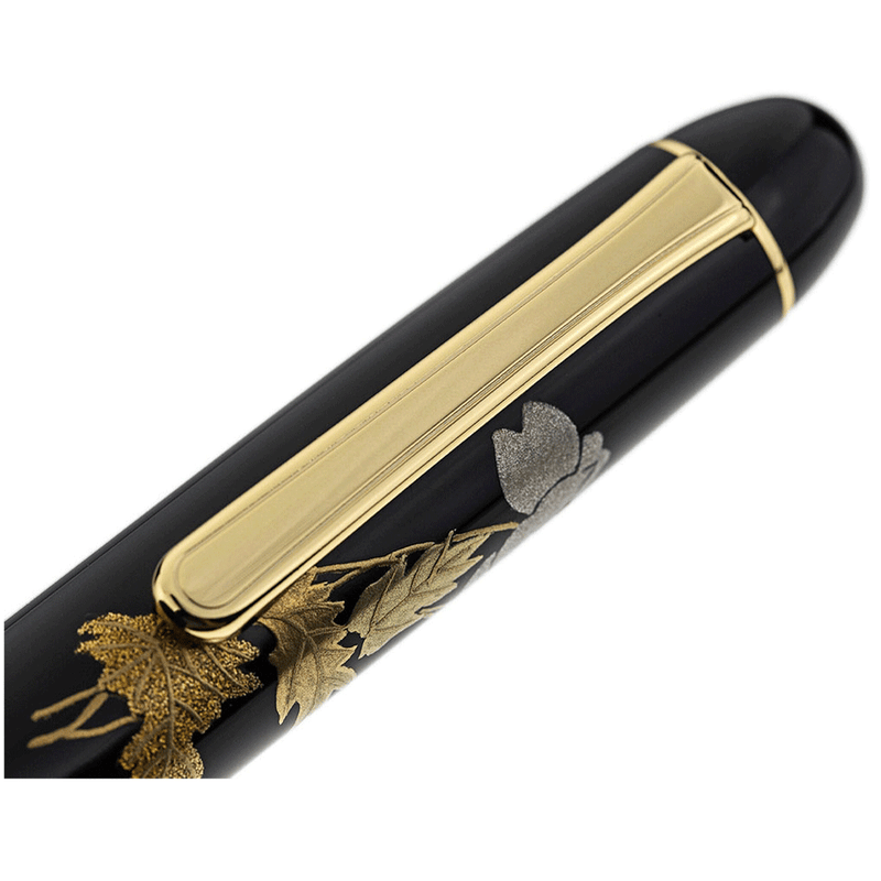 PLATINUM, Fountain Pen - #3776 CENTURY 'Kaga' Maki-e POPPY.